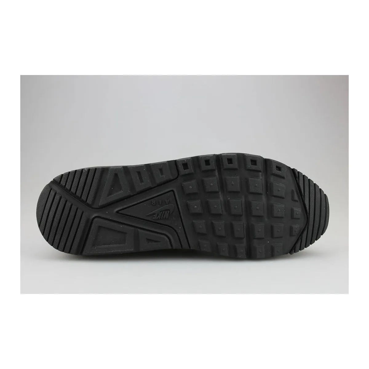 Air Max Ivo Leather Triple Black