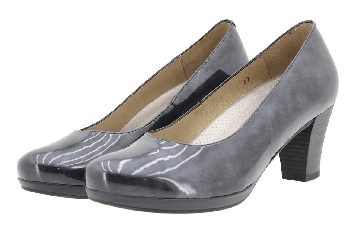 Court shoe Patent Grey