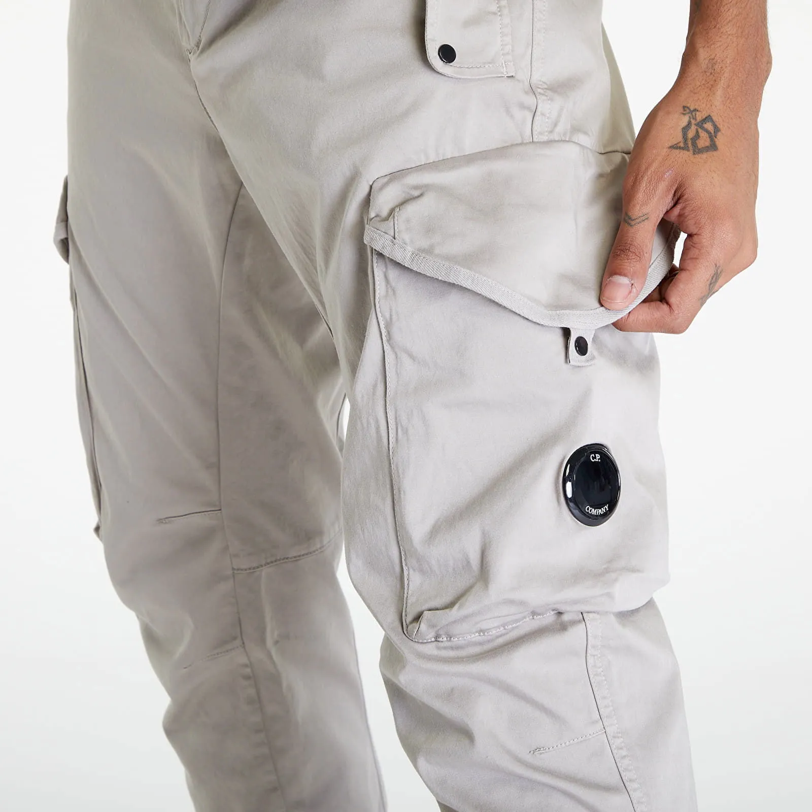 C.P. Company Stretch Sateen Ergonomic Lens Cargo Pants Goat