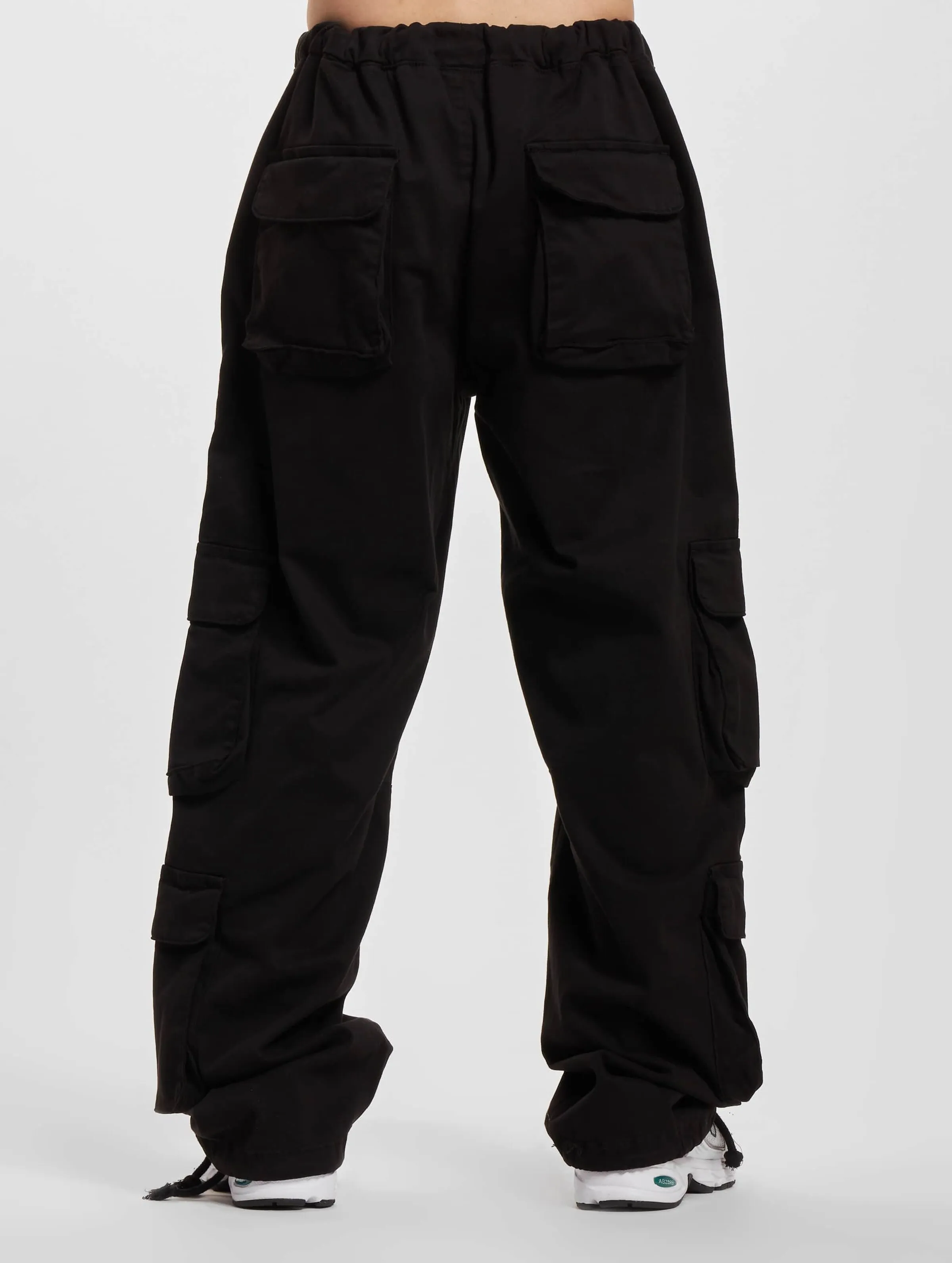 LY CARGO PANTS MULTI POCKET