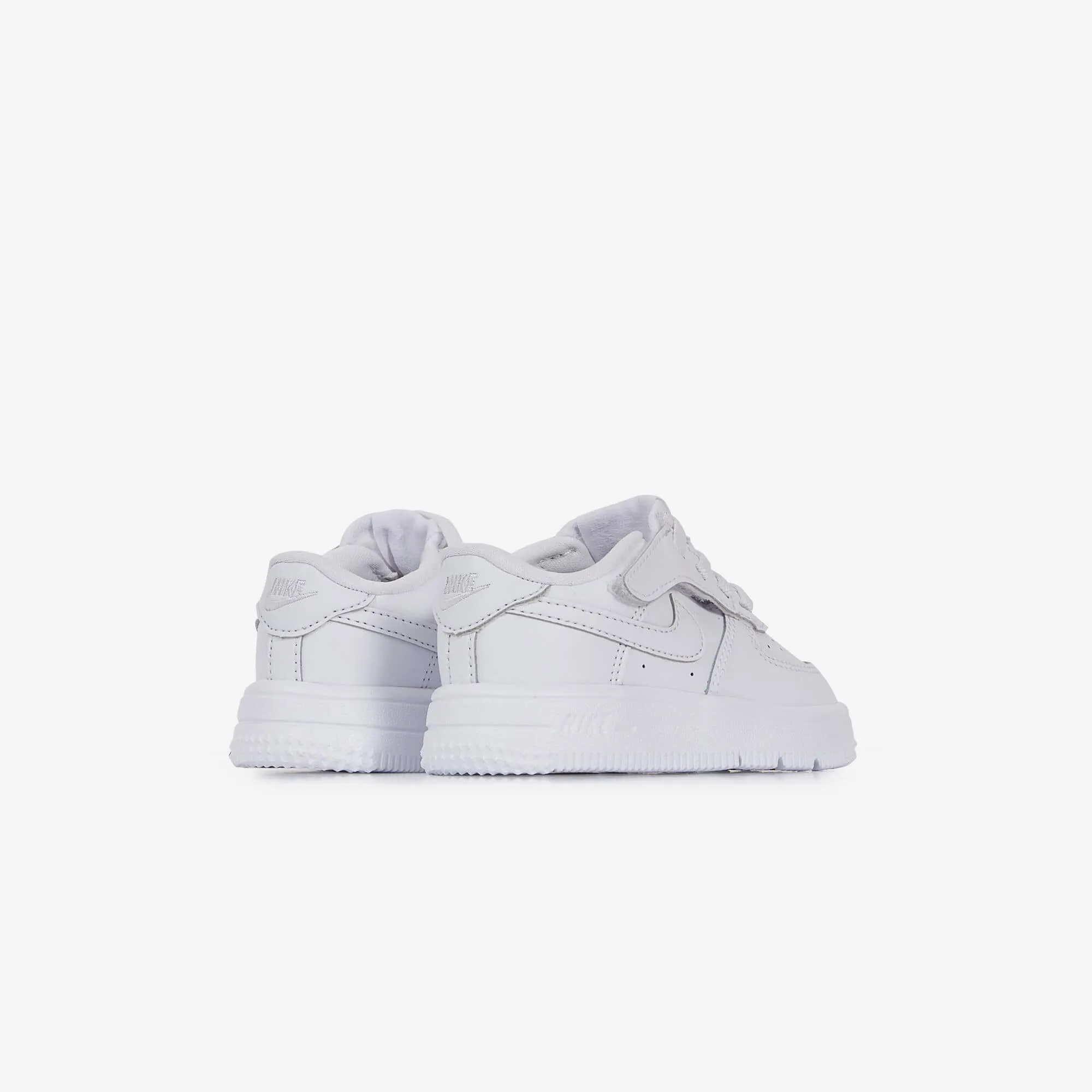 NIKE AIR FORCE 1 LOW CF